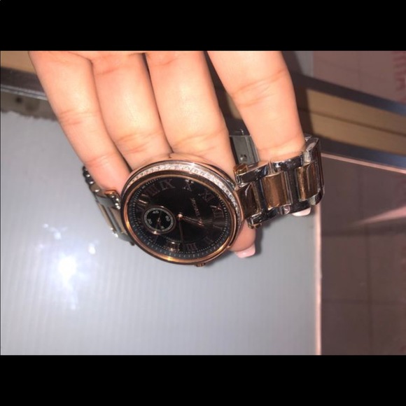 Michael kors unisex watch with extra links - Picture 3 of 4